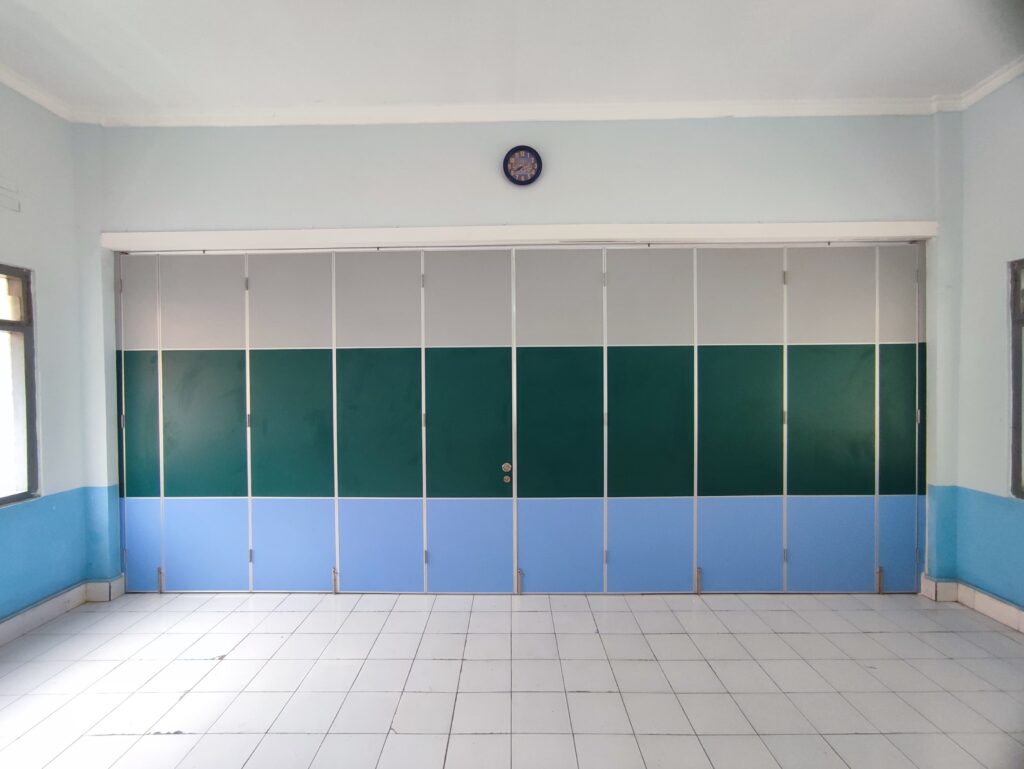 Pintu Partisi Ruangan Lipat