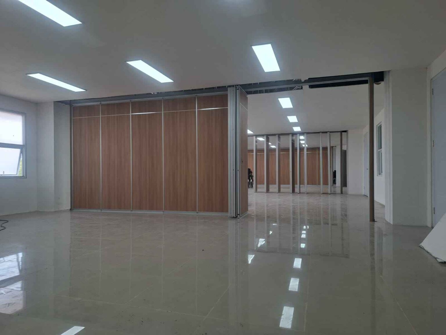 Partisi ruangan Kampus